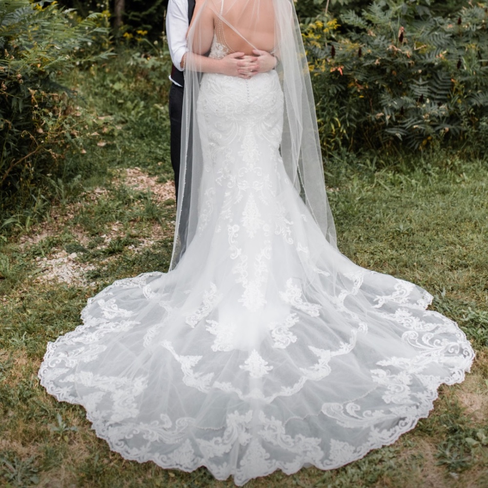 Essence of Australia D2771 Size 14 with Removable Overskirt